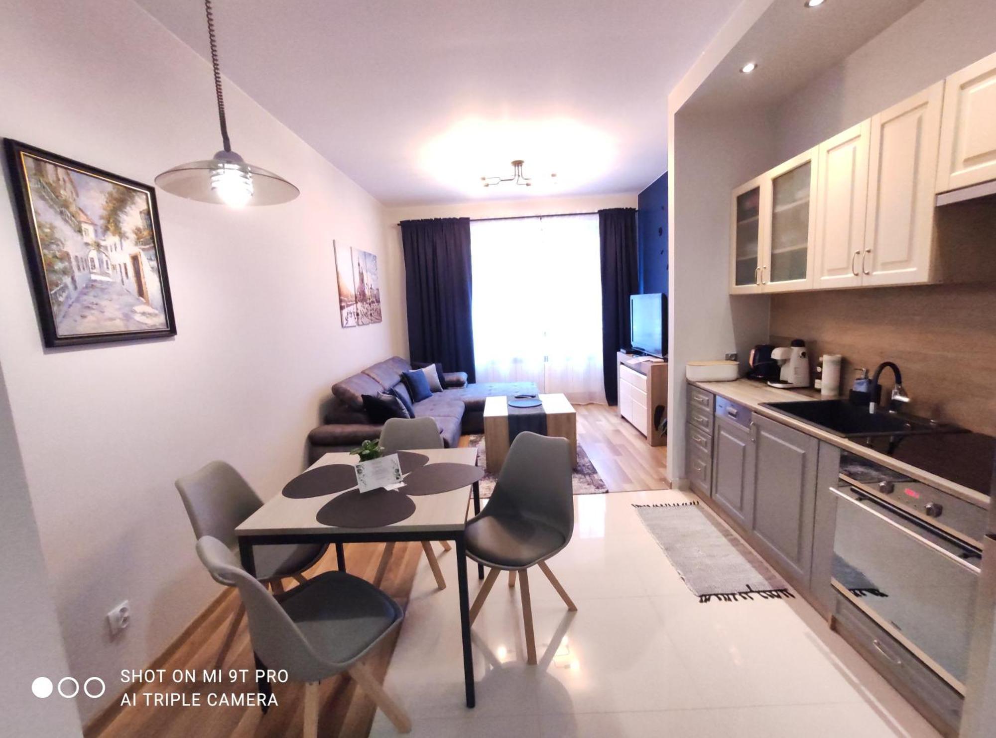 Apartamento Seventh House Cracovia Exterior foto